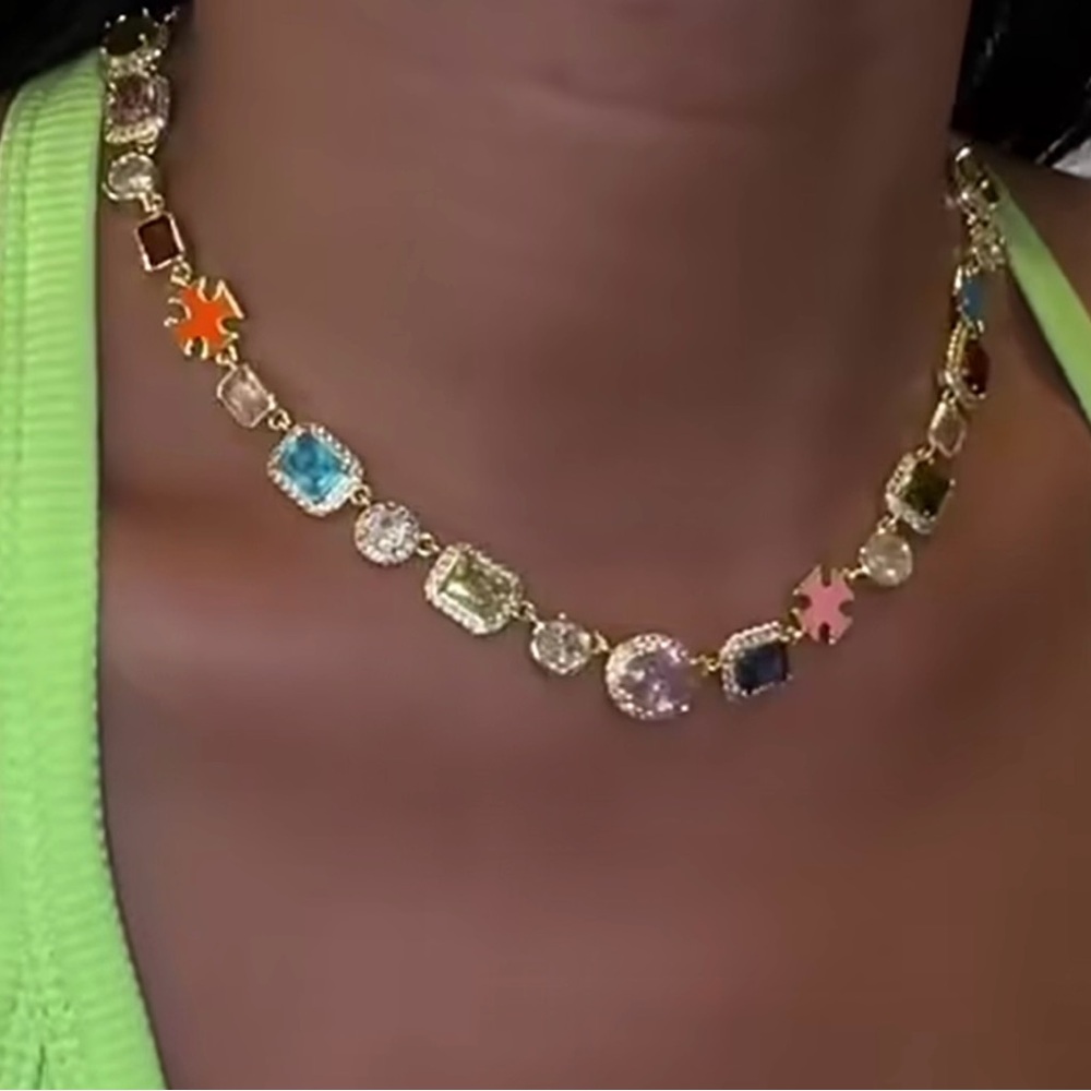 Gold Solstice Necklace New - Picture 2 of 3